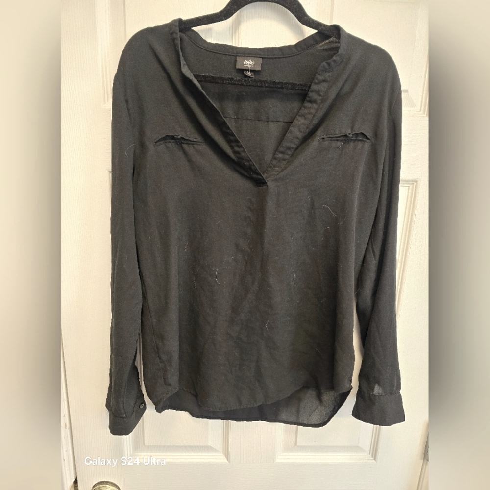 Womans black dressy shirt